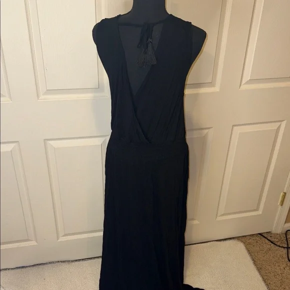 VENUS Black Dress with Pink Floral Embroidery - Picture 4 of 5